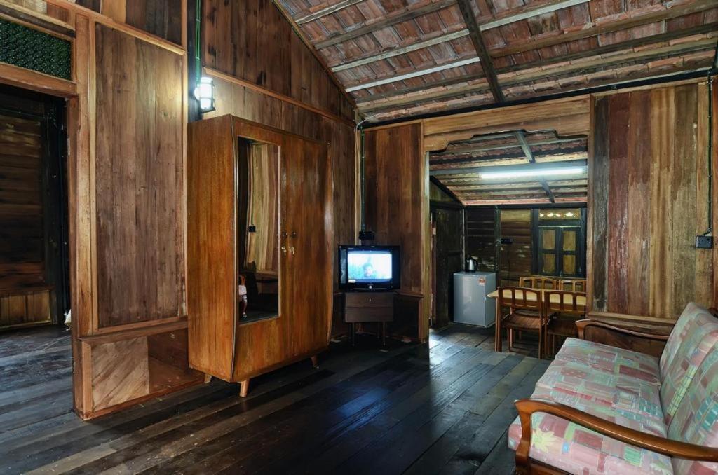 Oyo Home 90745 Desa Balqis Beach Resort Malacca Eksteriør bilde