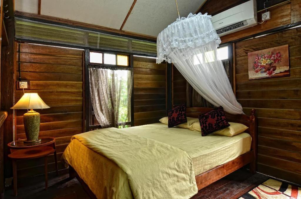 Oyo Home 90745 Desa Balqis Beach Resort Malacca Eksteriør bilde